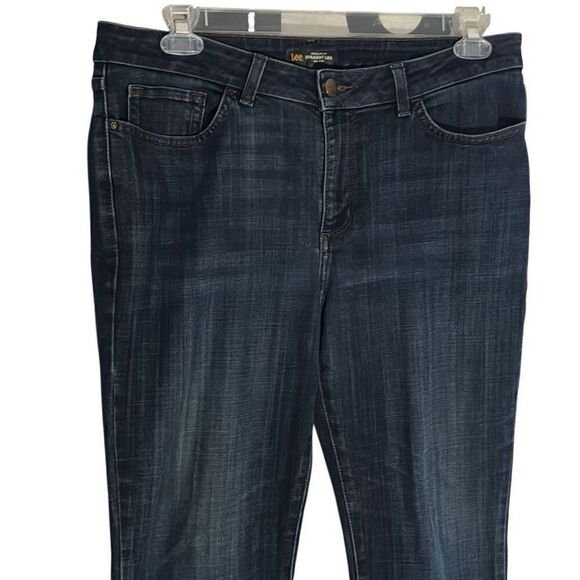 Lee Regular Fit, Straight Leg, Mid Rise Jeans. Size 14 Short. - Picture 5 of 10